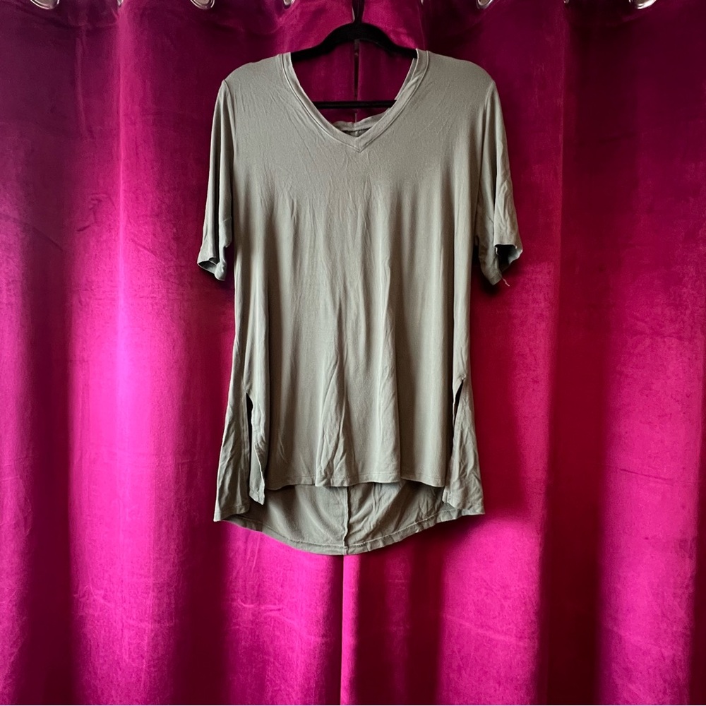 Torrid Sage Green Short Sleeve V-Neck Tee